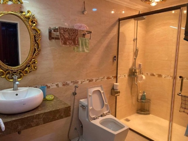 Bán nhà 5 tầng mới cứng tại Bồ Đề, Long Biên, Hà Nội